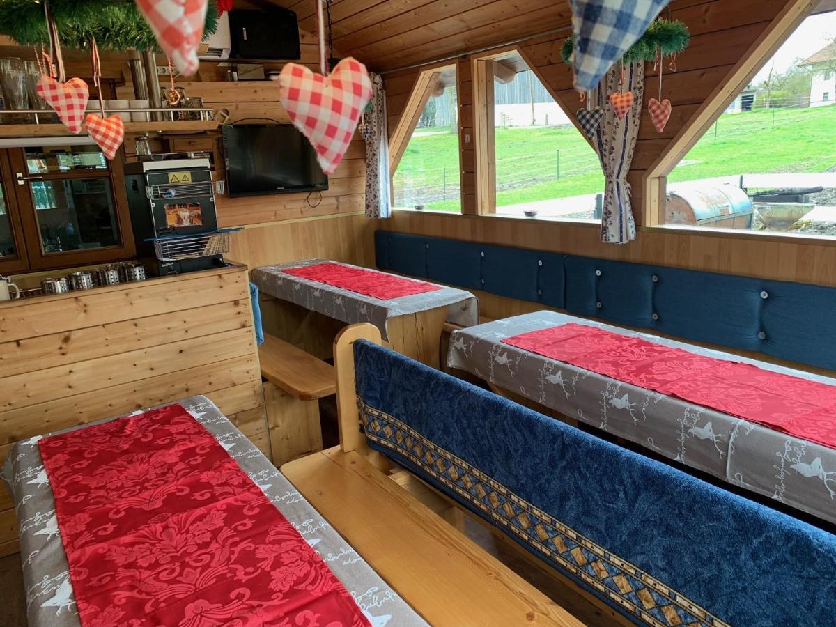 Ferienwohnung Am Ponyhof Altotting Ngoại thất bức ảnh